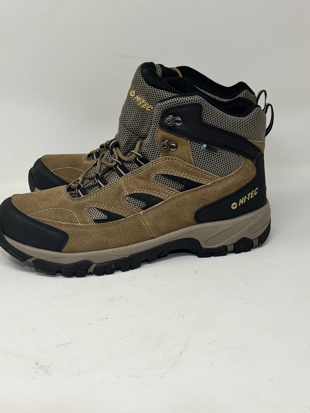 Hi-Tec Men'sBrown Hiking Boots - Durable Trail Footwear Dri-tec waterproof SZ 11